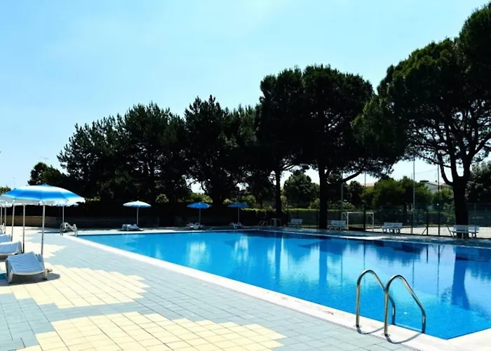 Cozy Flat With Patio Bibione