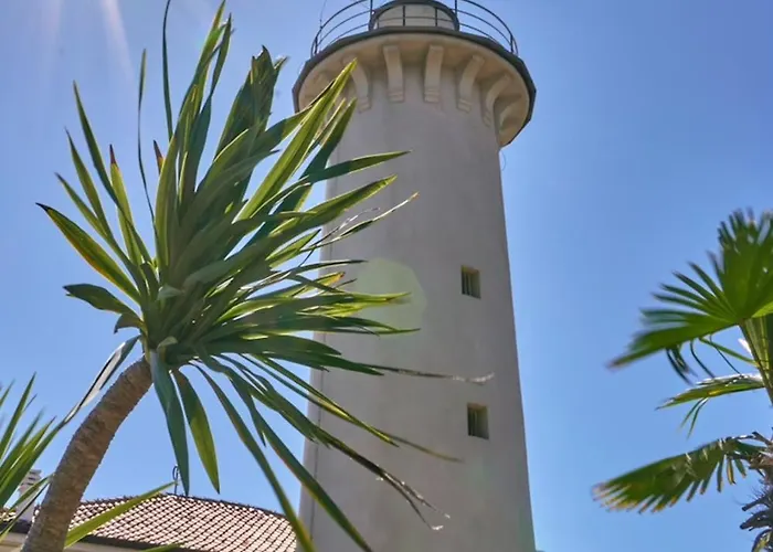 Cozy Flat With Patio
