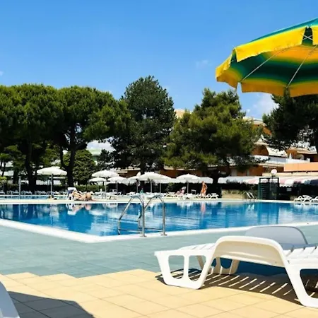 Appartamento Cozy Flat With Patio Bibione